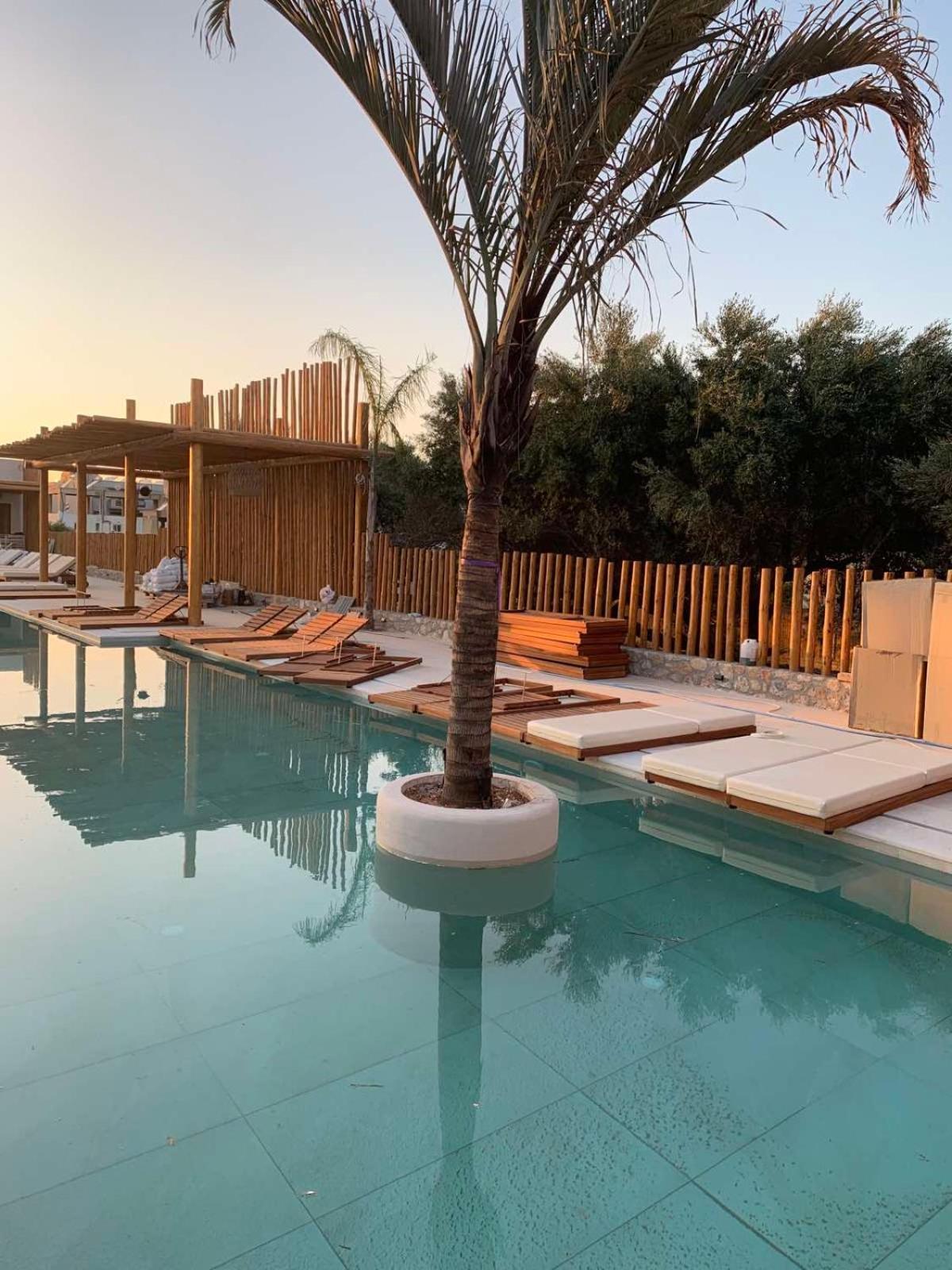 Khroma Luxury 2 Front Apartment Hersonissos (Crete)